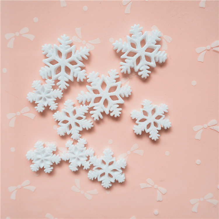 Random Mix 10 pcs 3 different sizes Christmas snowflake resin DIY accessories