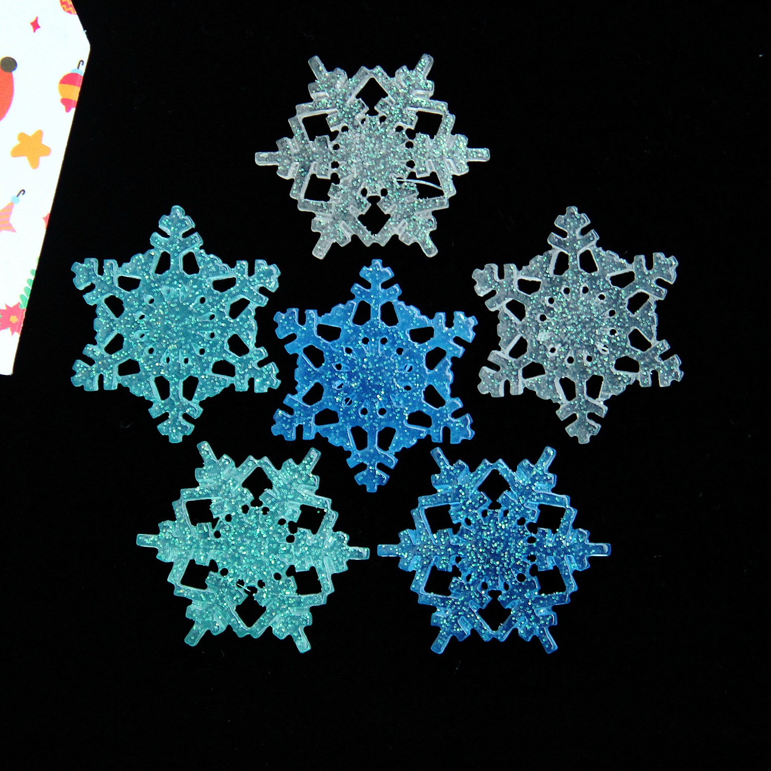 Random Mix 10 Sparkling semi transparent snowflakes resin DIY accessories