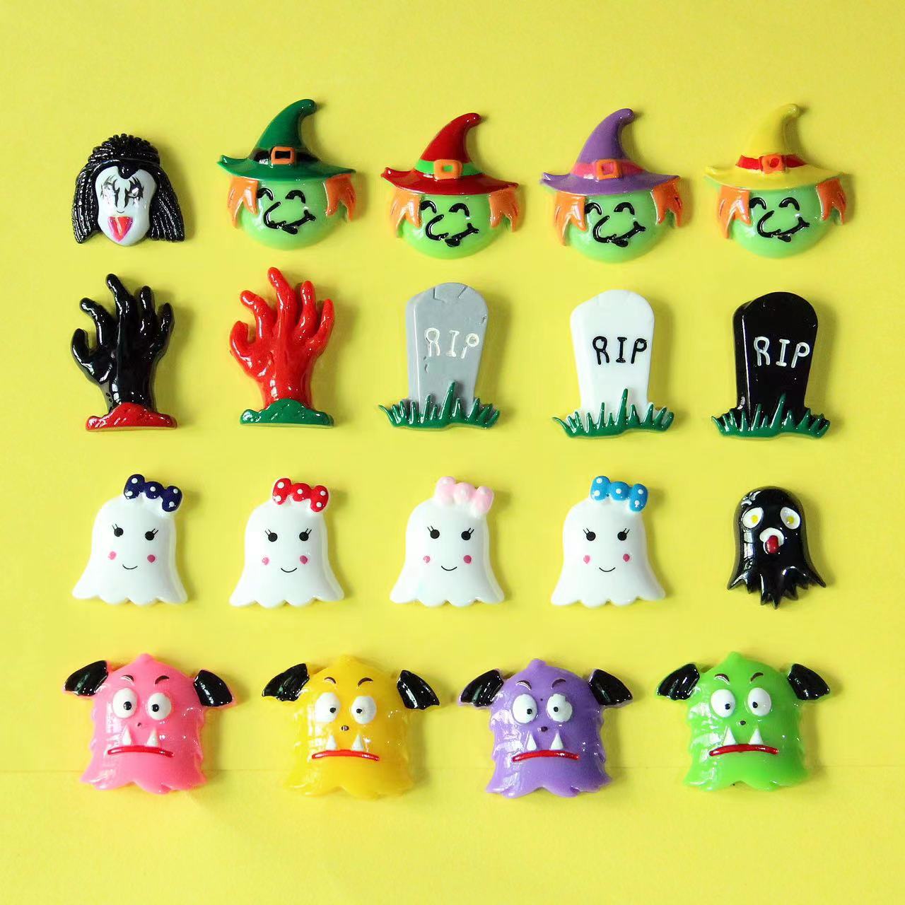 Random Mix 10 Halloween gift resin DIY accessories