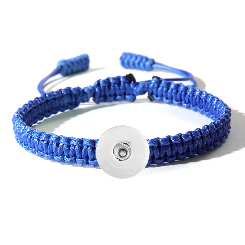 Simple hand-woven snap bracelet