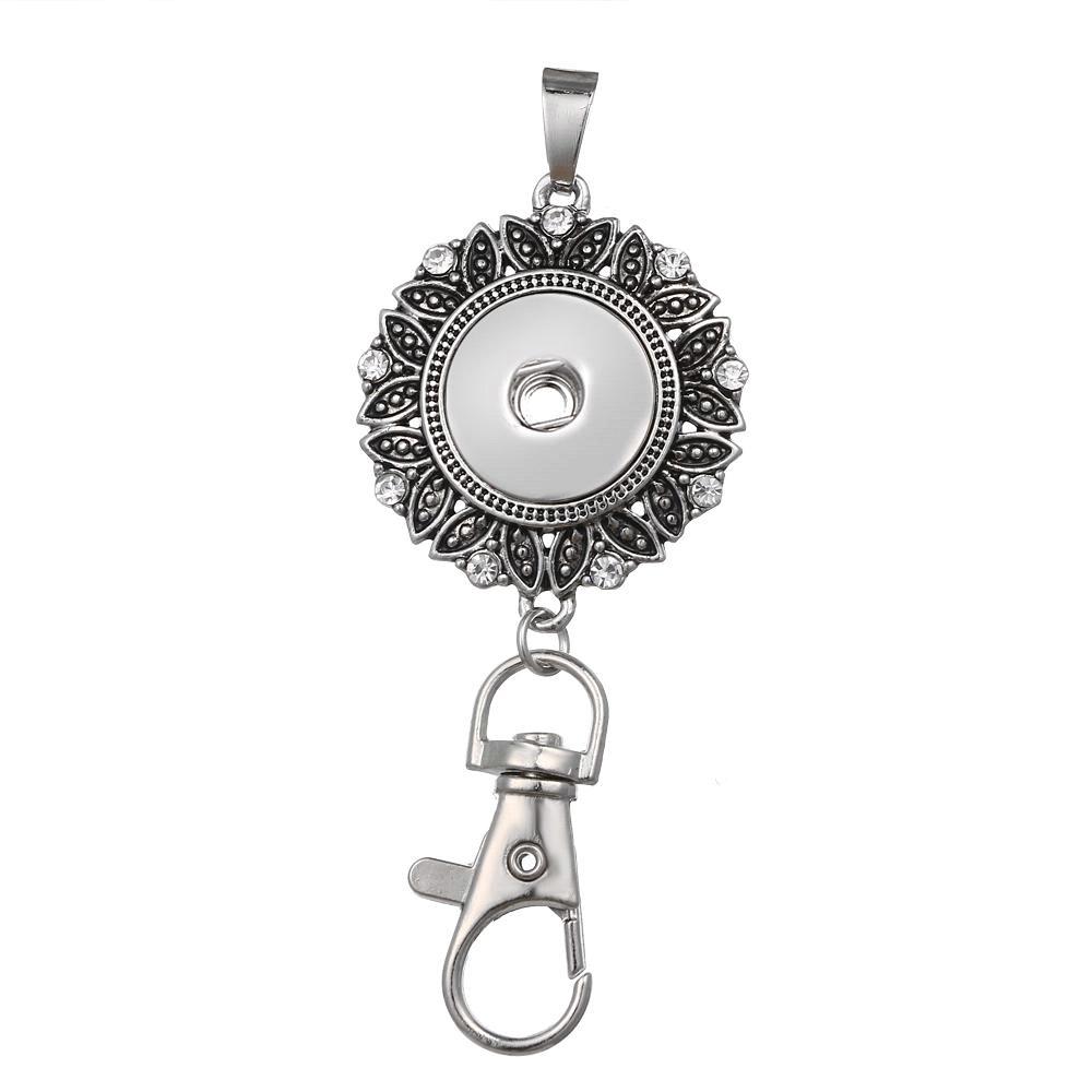 Snap button pendant hook without chain