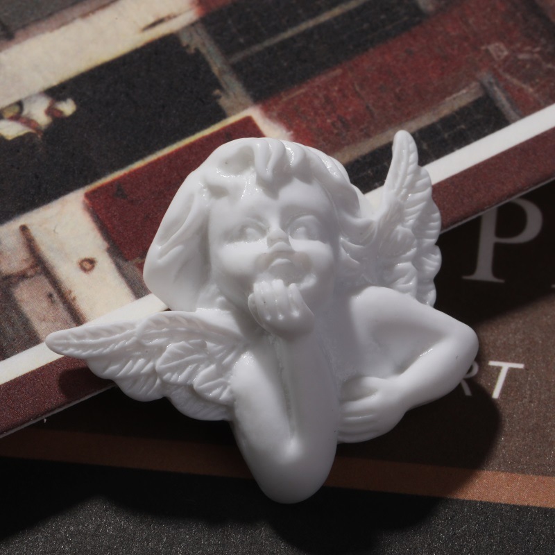 20mm baroque style white cherub snap button