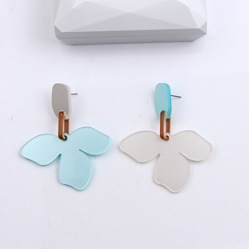 Contrast color patchwork flower earrings