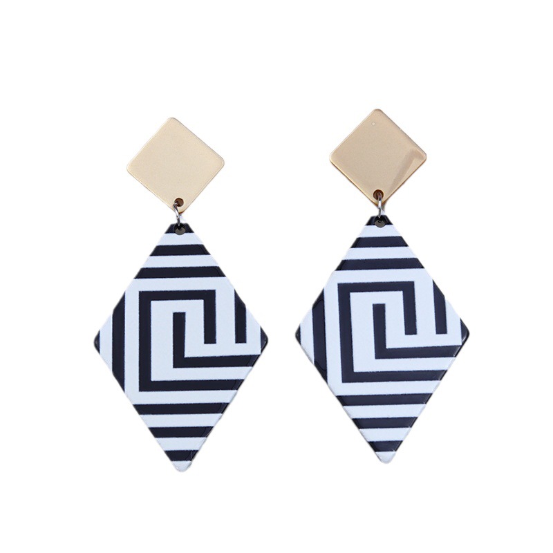 Black and white rhombus earrings