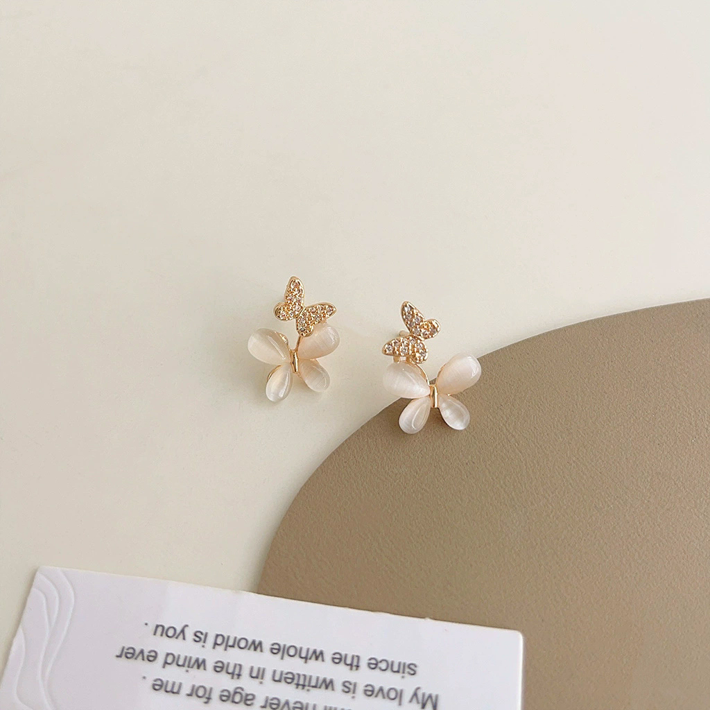 French high-end glass cat's eye earrings with super fairy temperament and sweet flower earrings with silver needles