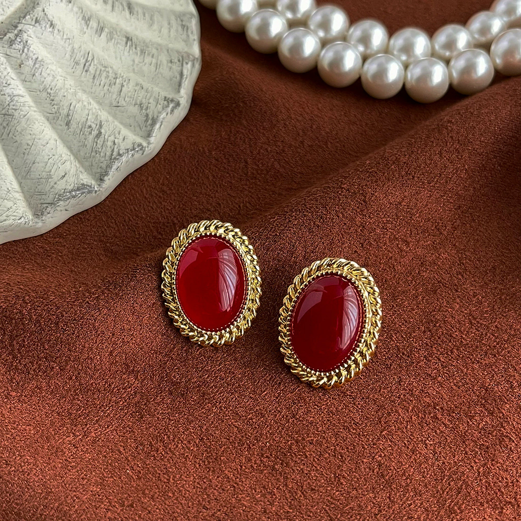 Retro wine red oil drop earrings niche light luxury pearl earrings with silver needles
