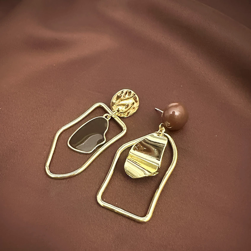 Vintage jewelry European and American medieval luxury earrings with silver needles
