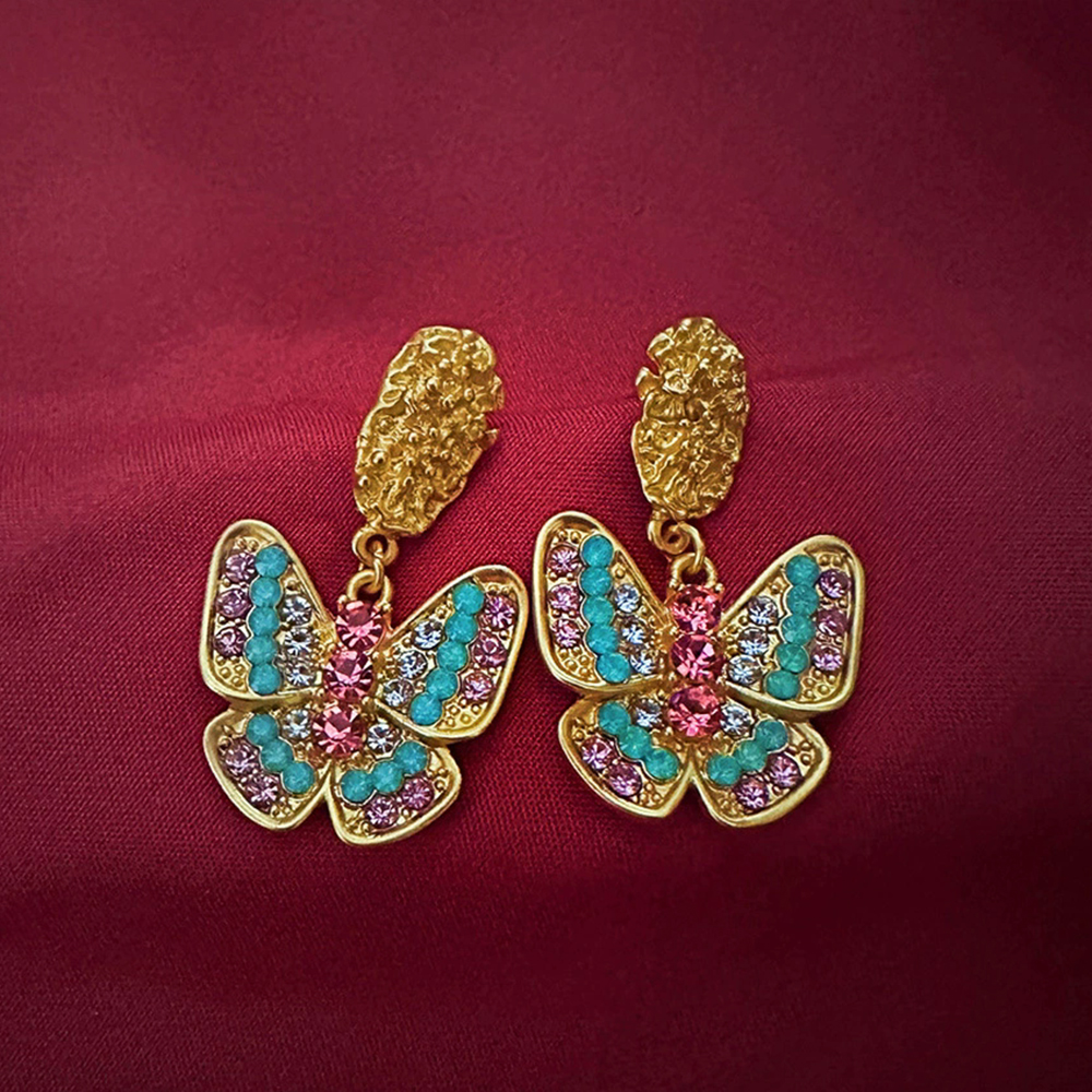 Vintage jewelry European and American medieval luxury earrings with silver needles