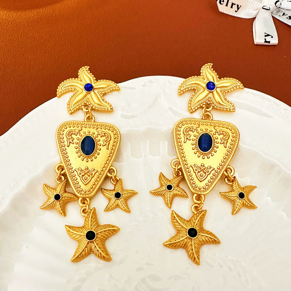 Vintage jewelry European and American medieval luxury earrings with silver needles