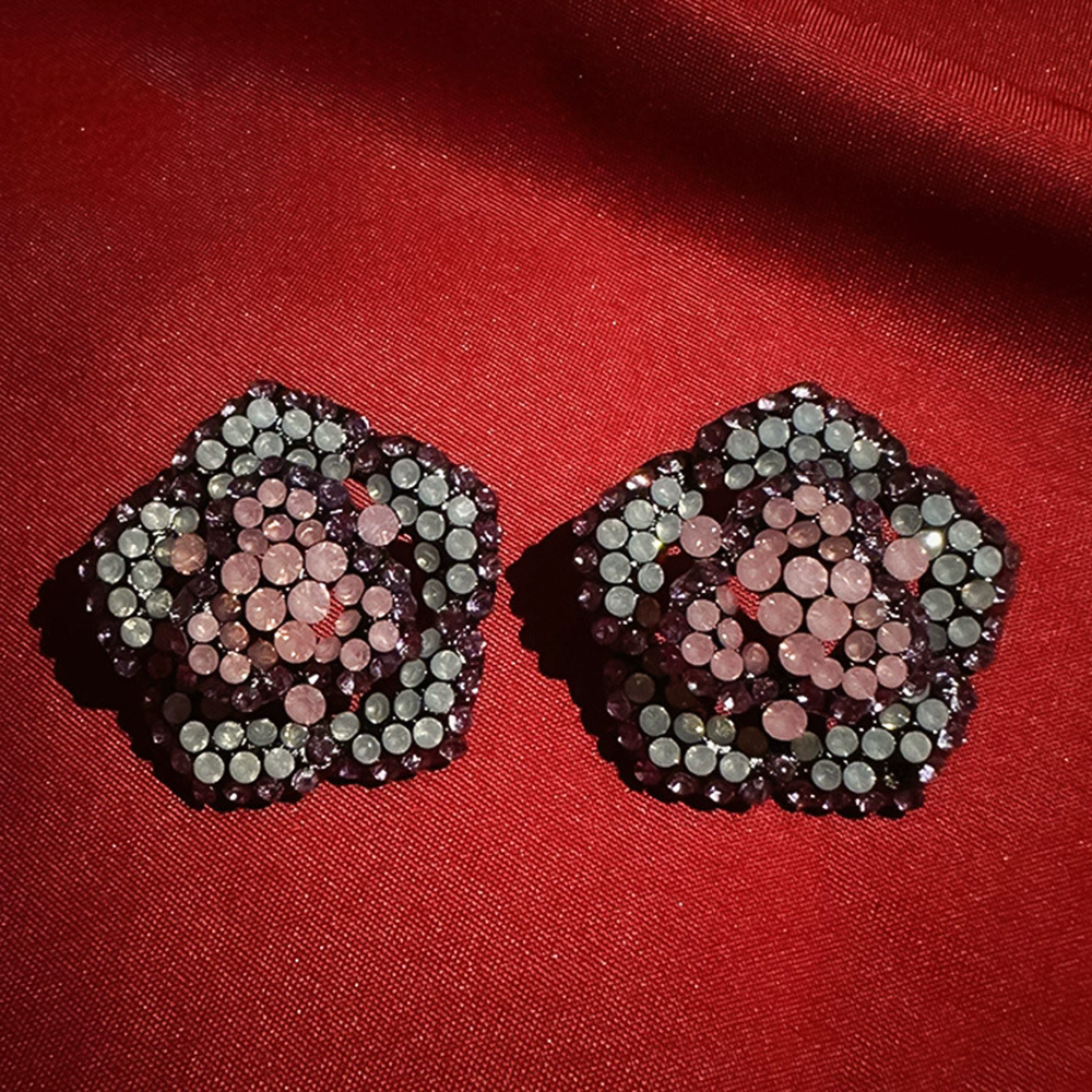Vintage jewelry European and American medieval luxury earrings with silver needles